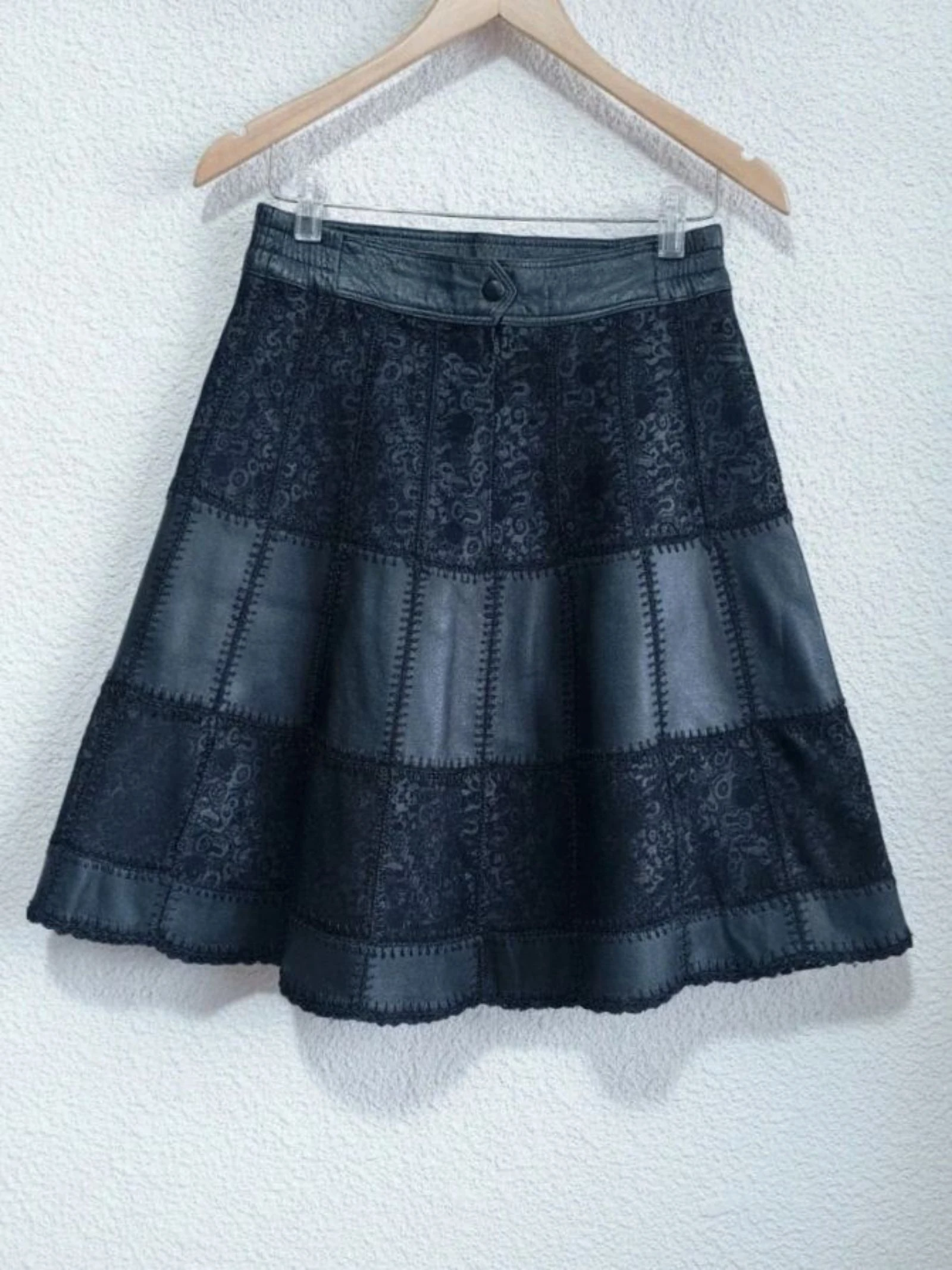 Y2K Gothic Grunge Vintage Black Faux Leather Patchwork Lace Midi Skirt XS – photo 3